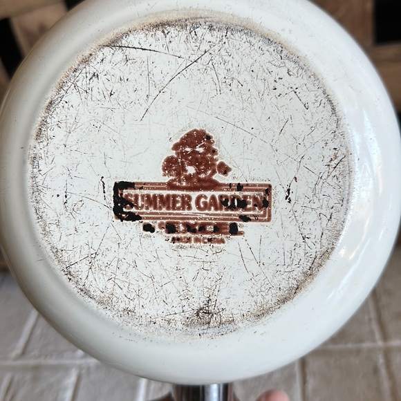 Summer Garden By Excel Vintage 1 Quart Cooking Saucepan with lid - Picture 3 of 7
